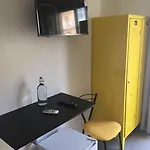 Interno 10 Syracuse