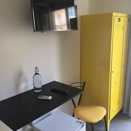 Interno 10 Сиракузы